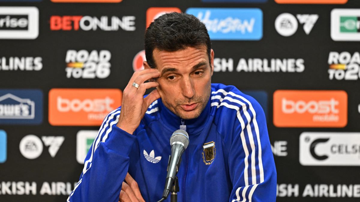 <![CDATA[¿Peligra Messi? Scaloni revela su estado físico y lanza advertencia a los lesionados de Argentina]]>