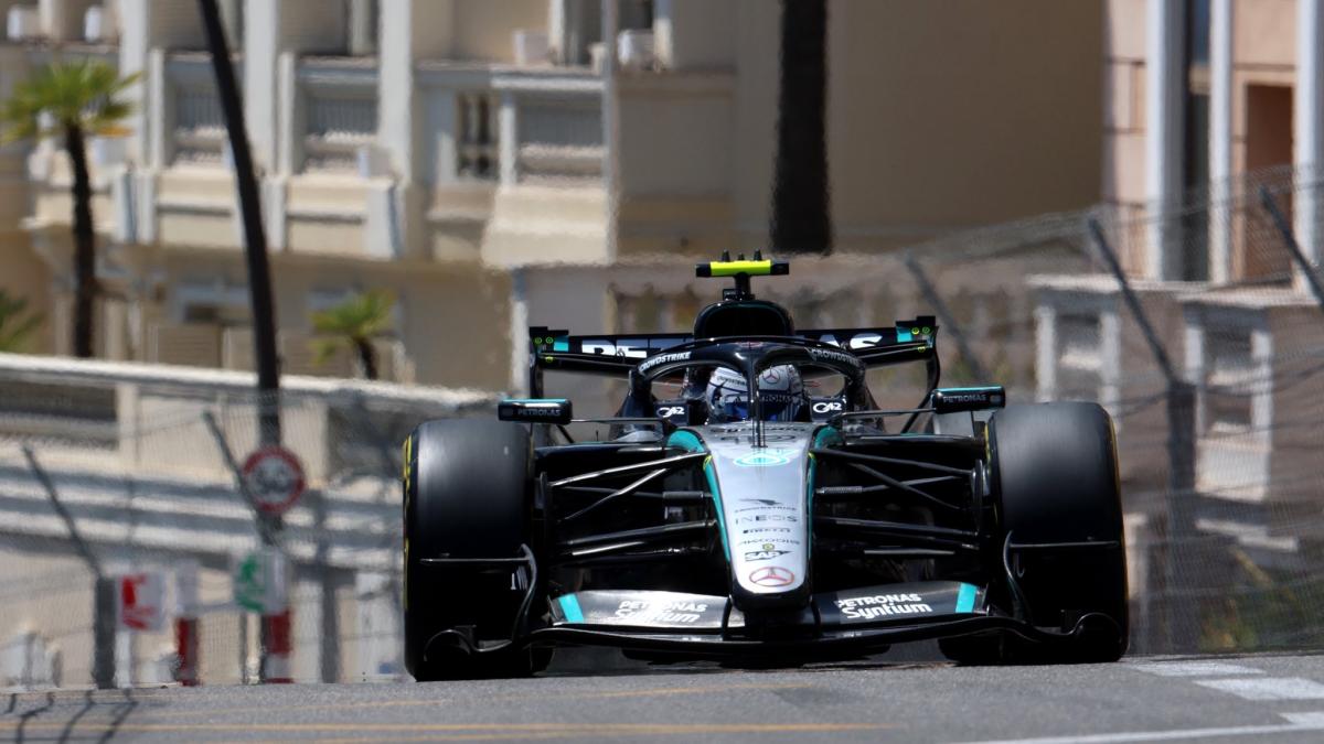 <![CDATA[Antonelli responde para liderar Práctica 3 en Mónaco, 'Checo' Pérez se ubica en lugar 18]]>