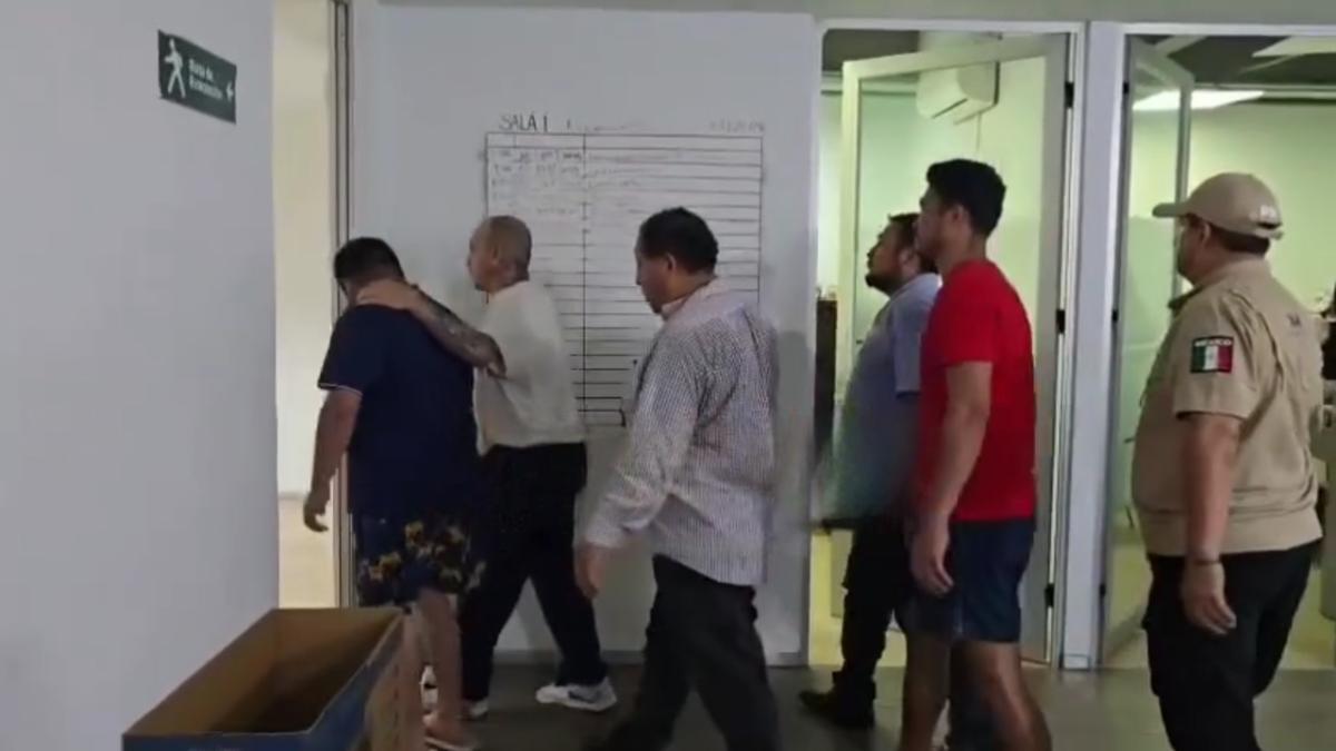 <![CDATA[Detienen a seis presuntos implicados por la desapar