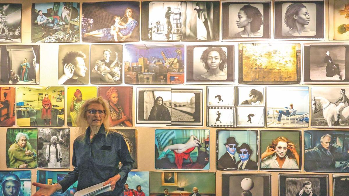 <![CDATA[Annie Leibovitz celebra a las leyendas del futbol y