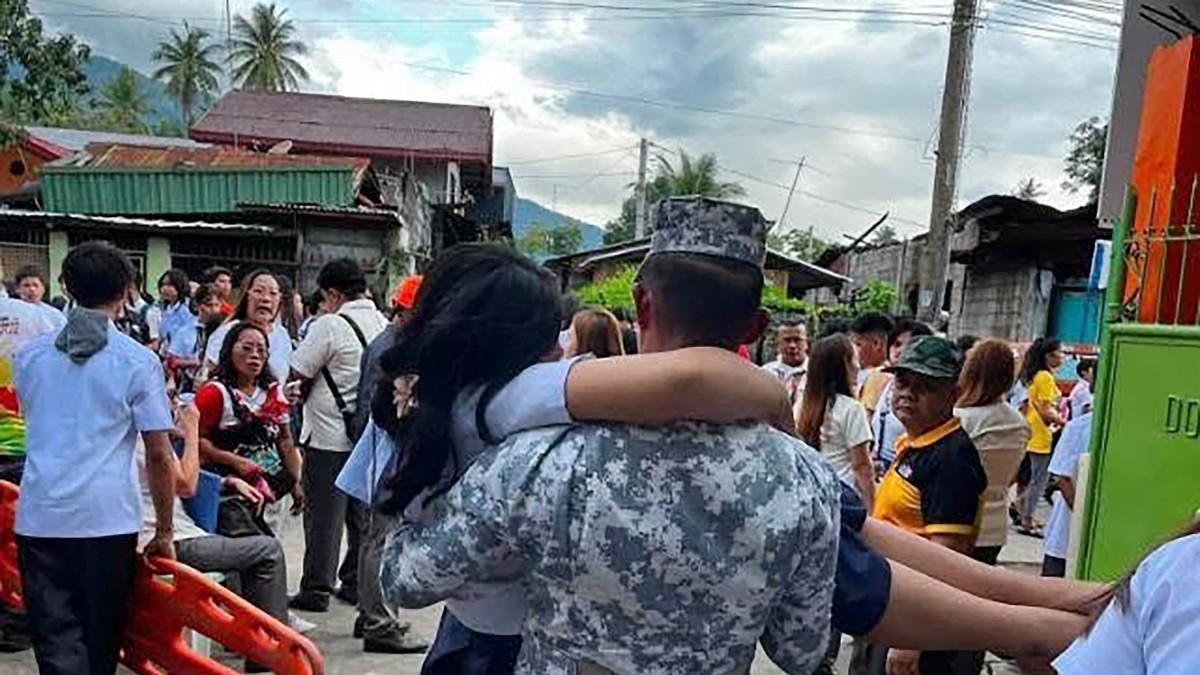 <![CDATA[Sismo en Filipinas suma 41 muertos; pacie