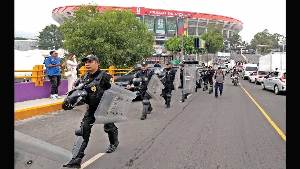 El Estadio Ciudad de México llega "con cables por 