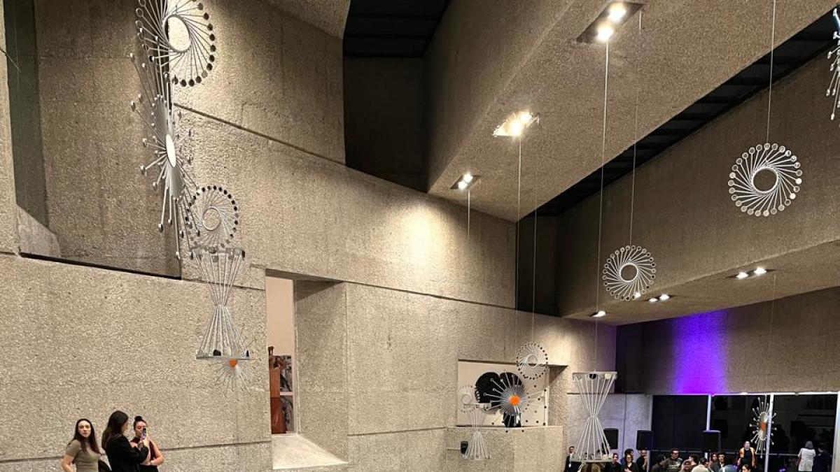 Generan cruces de épocas y lenguajes en el Museo T