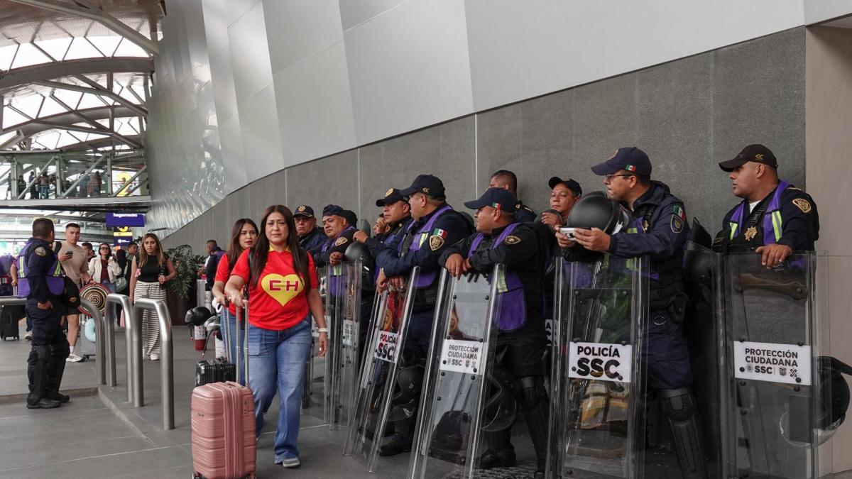 AICM se anticipa a posible bloqueo de CNTE; pasan ‘pasajeros