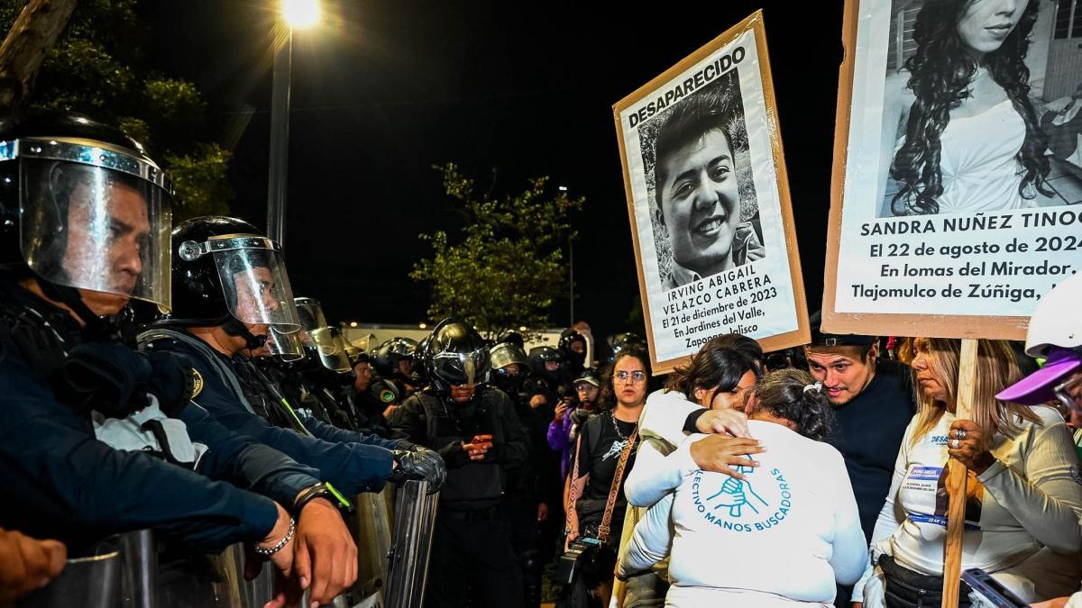 Segob investiga financiamiento a marcha de madres 