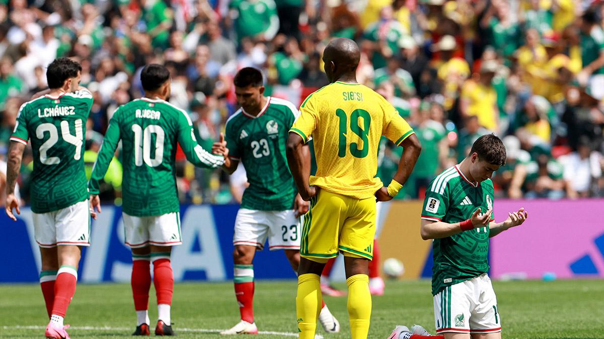 ¡Jamás lo olvidará! Ovacionan a ‘La Hormiga’ Gonzá