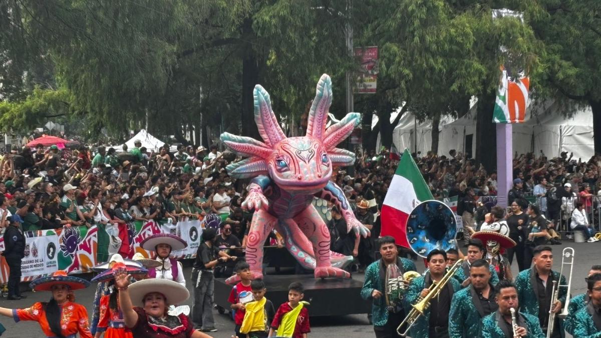 Orgullo chilango: miles disfrutan del Desfile Mundialista en Reforma