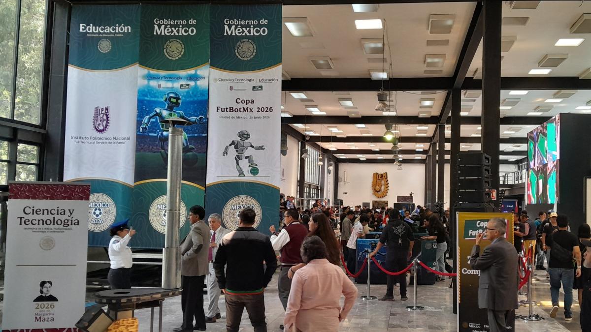 机器人上场：2026年墨西哥机器人足球杯开赛