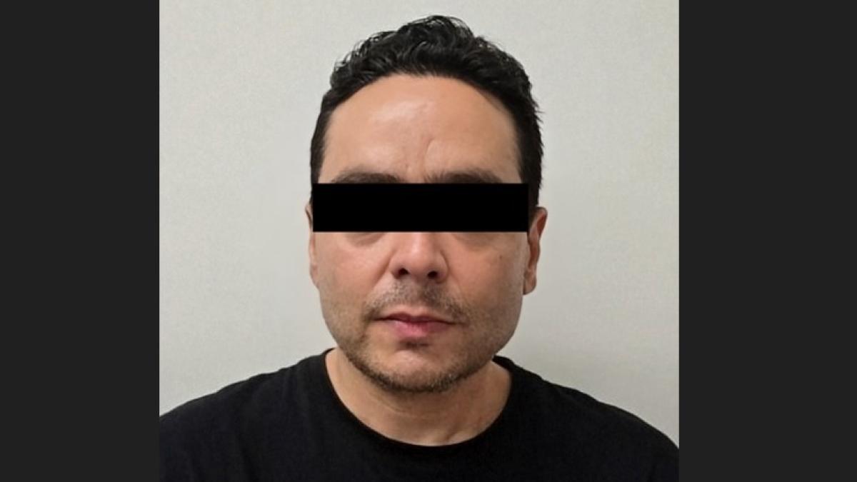 故意撞死女友后谎称事故，男子因谋杀女性被捕