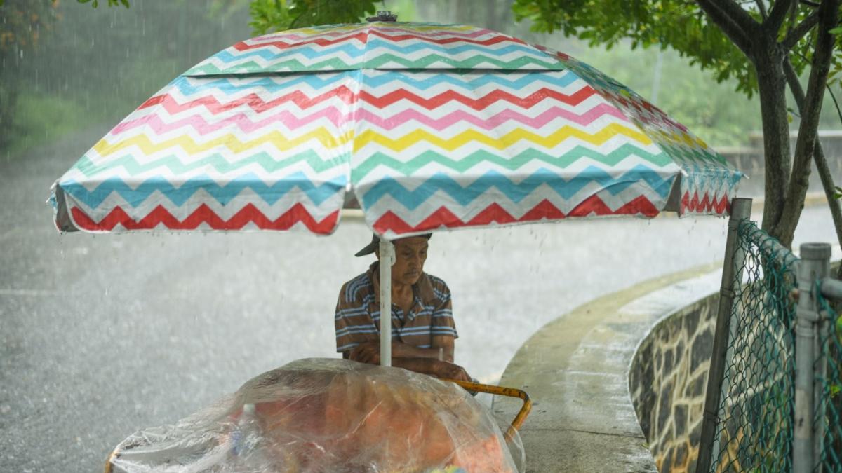 墨西哥发布极端天气预警！多地暴雨高温并存