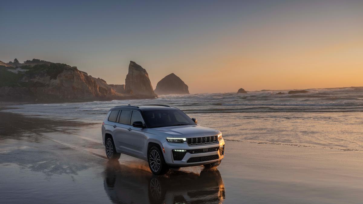 Jeep Grand Cherokee 2026: tecnología y desempeño para nuevos terrenos