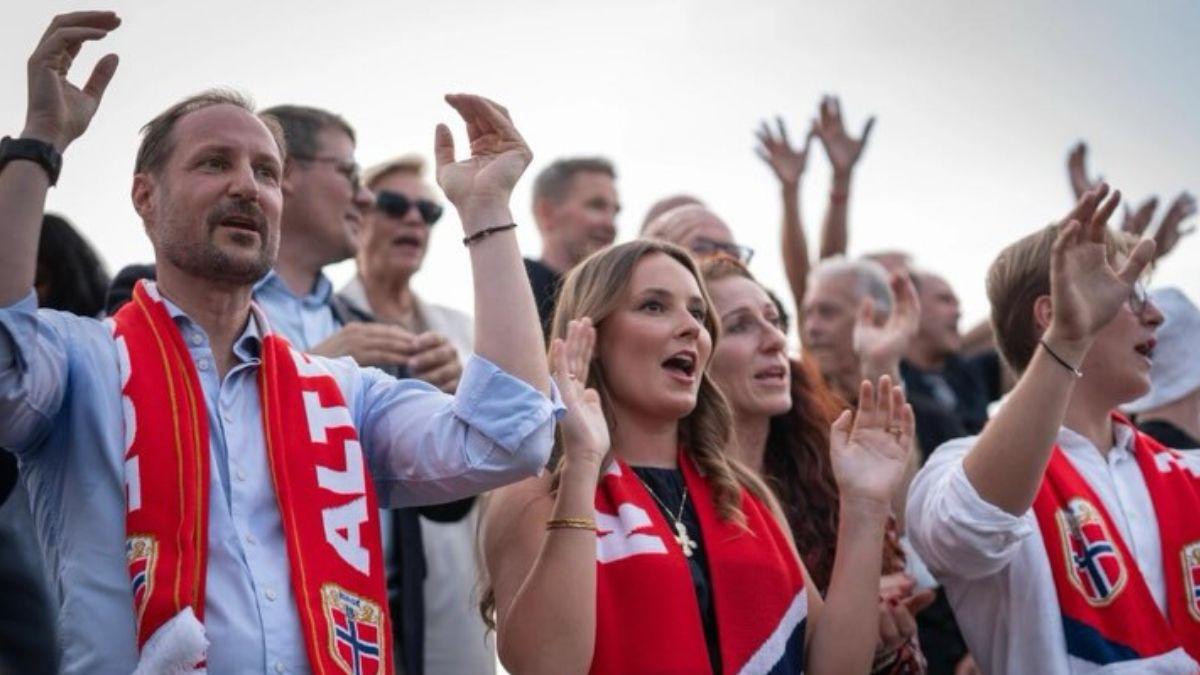 Locura por Haaland! El espectacular recibimiento de la Familia Real y el pueblo noruego tras el Mundial 2026