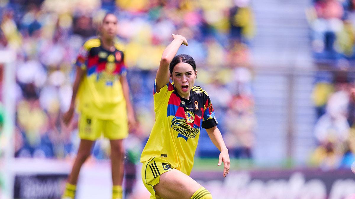 Scarlett Camberos becomes the first Mexican woman nominated for the Ballon d'Or