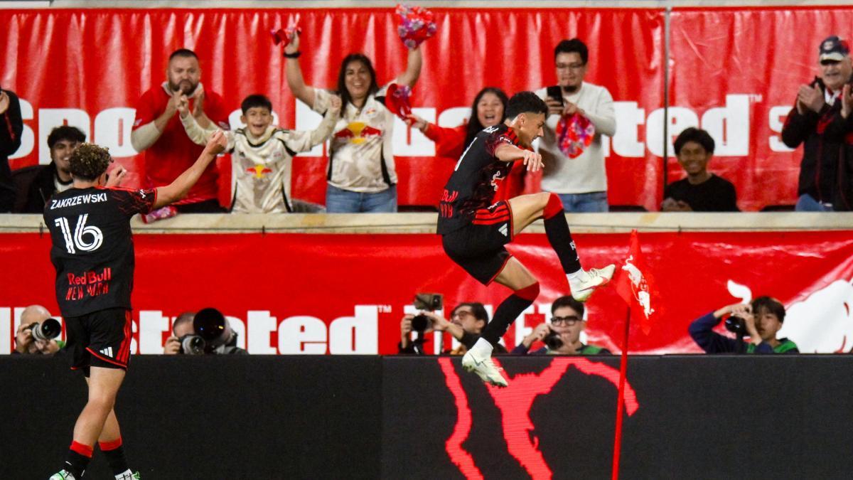 El mexicano Jorge Ruvalcaba marca en la goleada de New York Red Bulls ante San Diego FC