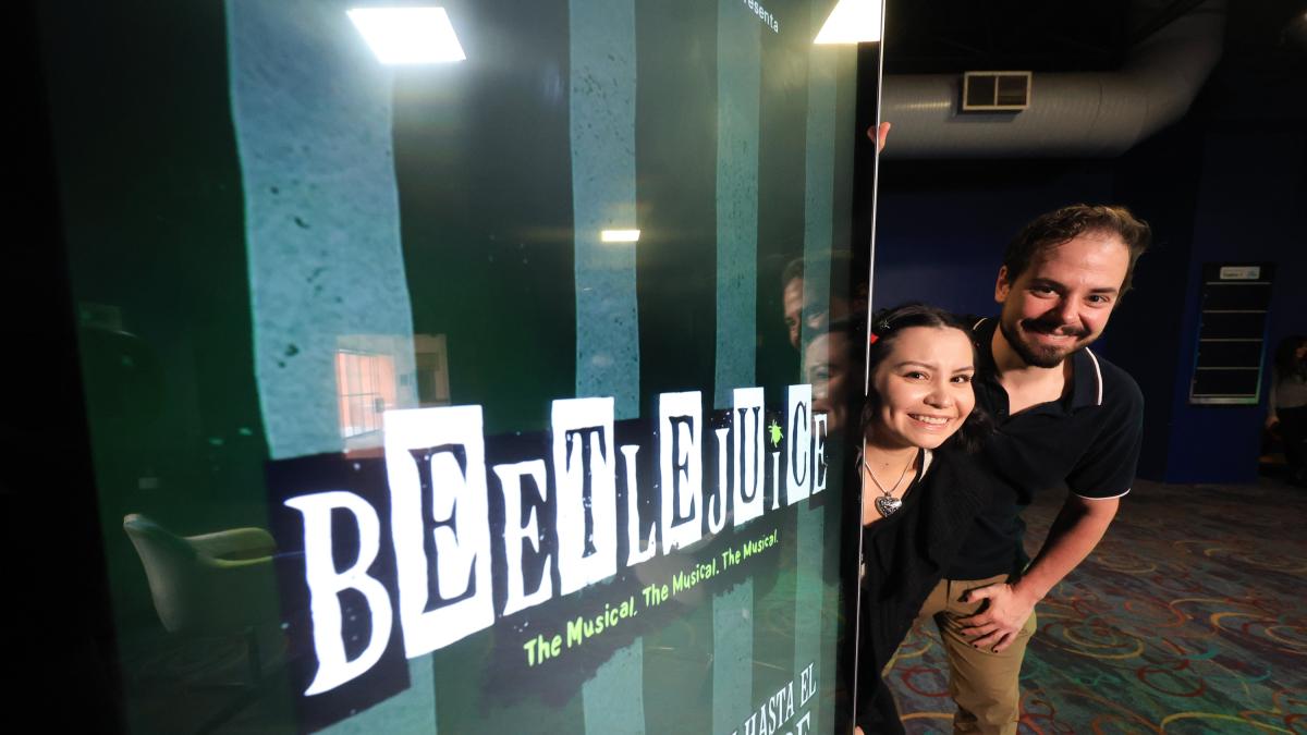 Beetlejuice, el musical, una obra para personas extrañas, inusuales y con el corazón... seco