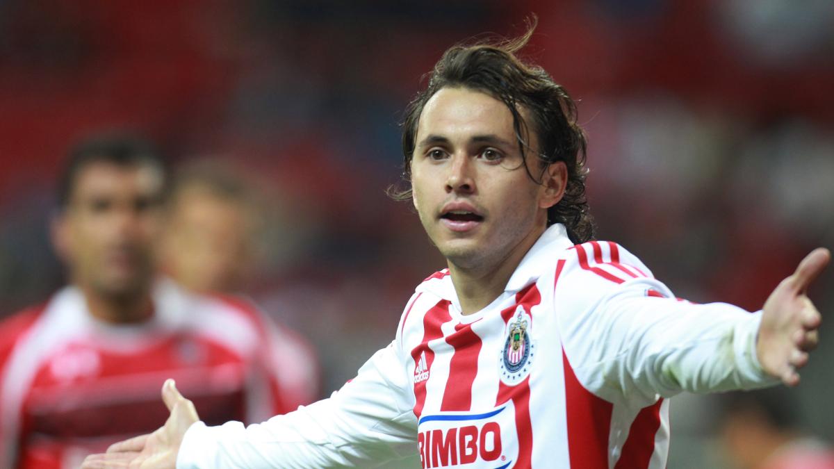Paciencia en Chivas no la hay, menos con los jóvenes, considera Omar Arellano