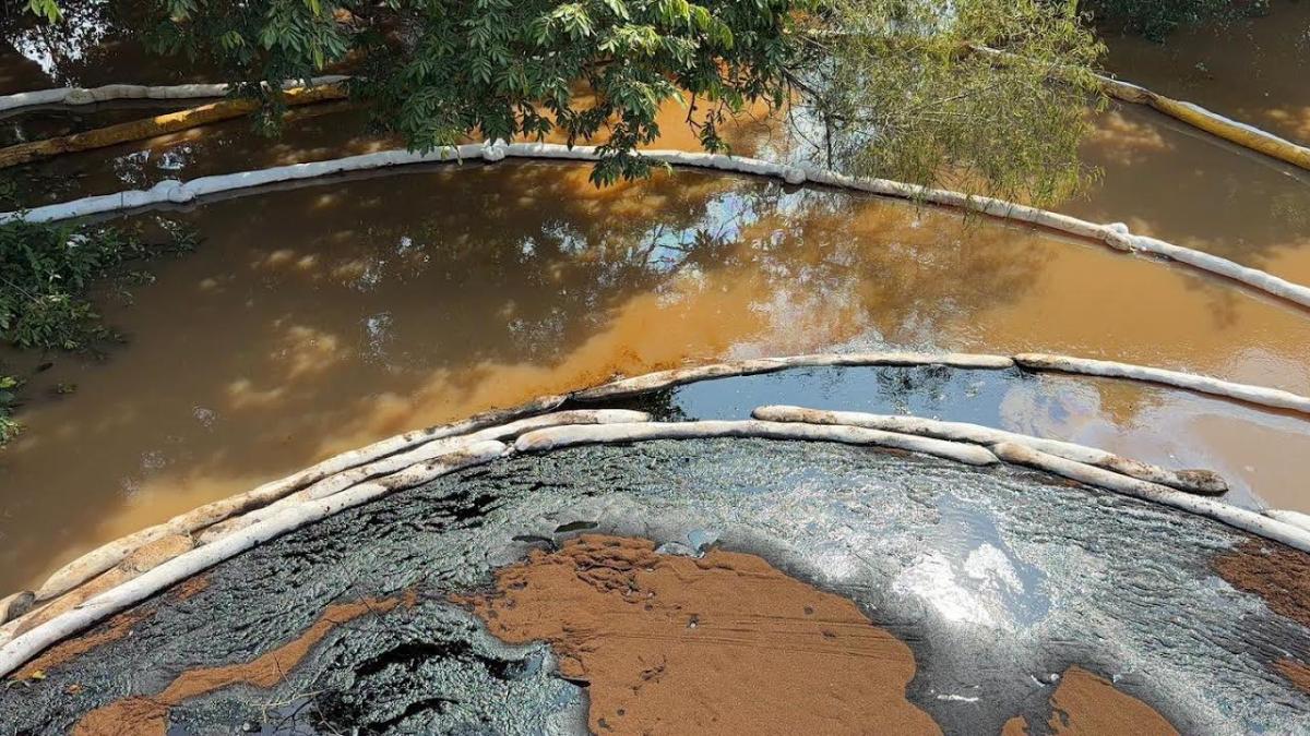 Derrame de hidrocarburo afecta a comunidades de Jáltipan y Chinameca, Veracruz