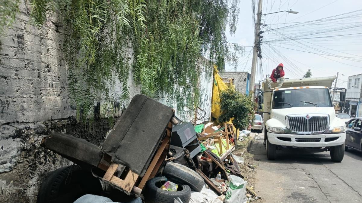 Habitantes de Iztapalapa viven en riesgo